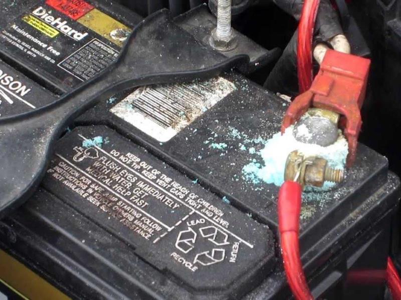 What Causes Battery Leakage