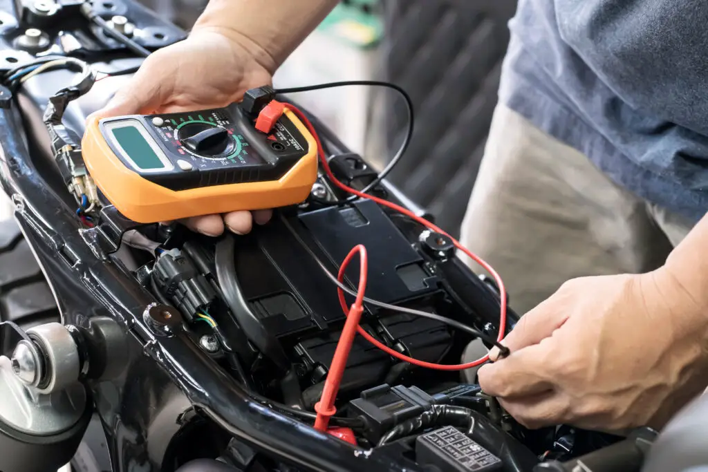 How to Check The Battery Voltage